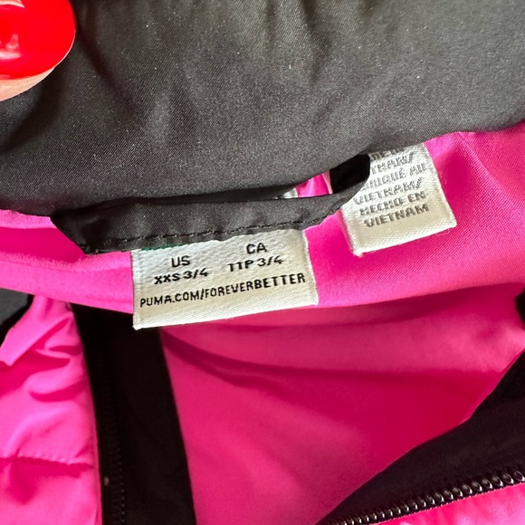 Puma puffy vest, kids size XXS (3/4), hot pink and black - Picture 6 of 8